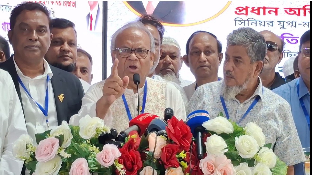 নরসিংদীর মাধবদী হেরিটেজ রিসোর্টে রুহুল কবির রিজভী