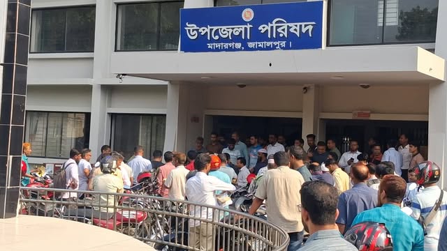 ফুয়েল কার্ড ও কৃষি কার্ড কার্যক্রম