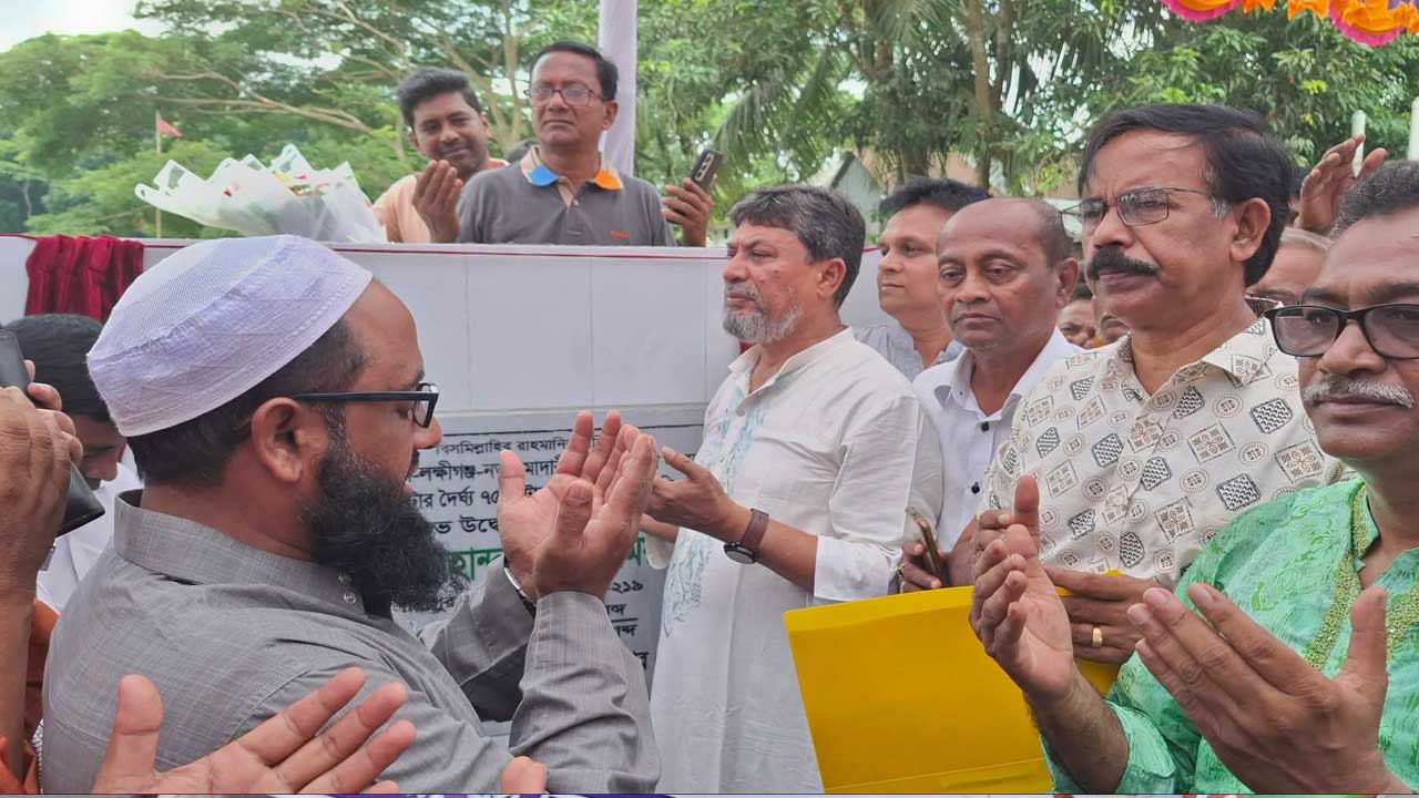 মাদারীপুরে কুমার নদের ওপর সেতুর নির্মাণকাজের উদ্বোধন
