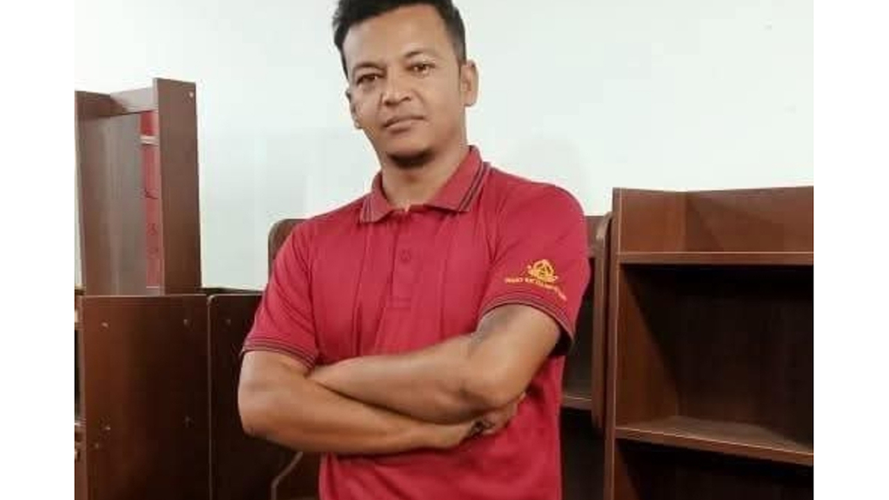 গ্রেফতার স্বেচ্ছাসেবক লীগ নেতা