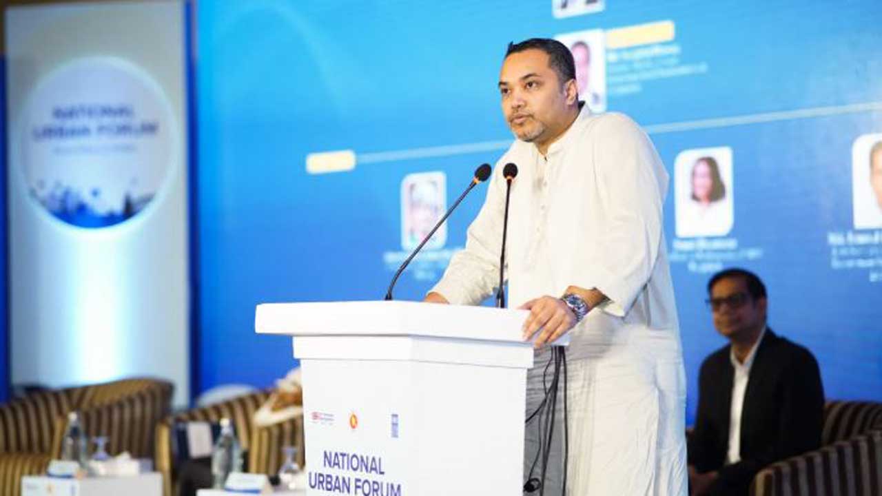 অনুষ্ঠানে বক্তব্য রাখছেন প্রধানমন্ত্রীর শিক্ষা ও প্রাথমিক গণশিক্ষা বিষয়ক উপদেষ্টা মাহদী আমিন