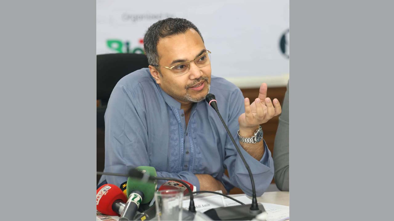 প্রধানমন্ত্রীর উপদেষ্টা মাহদী আমিন