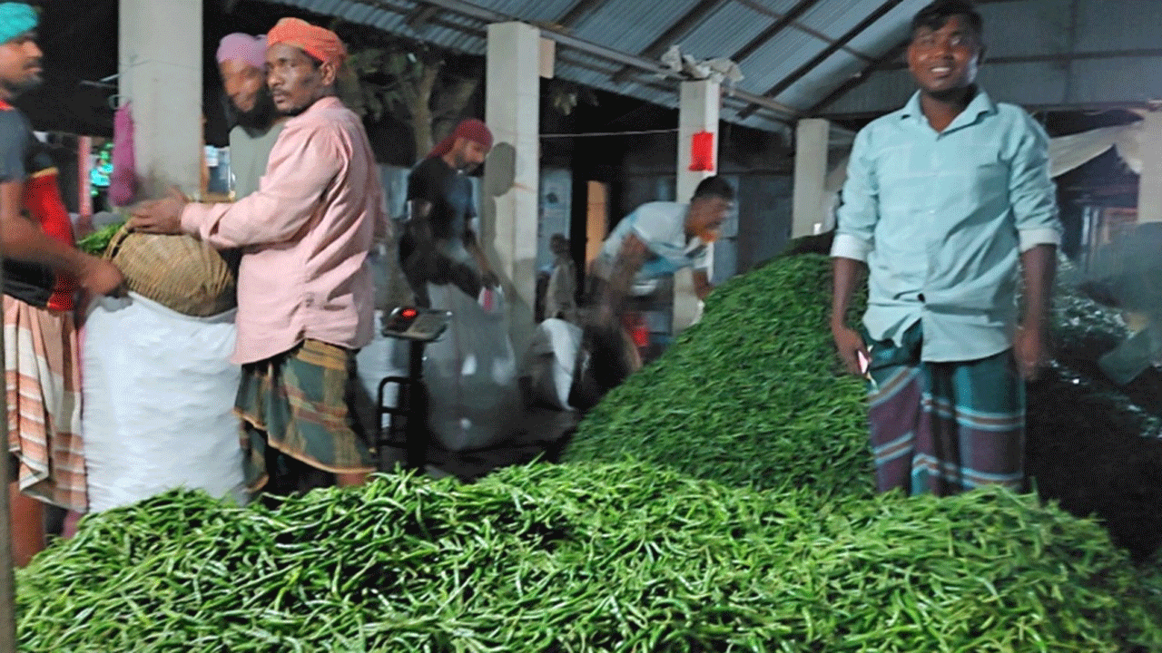 কাঁচা মরিচের হাট