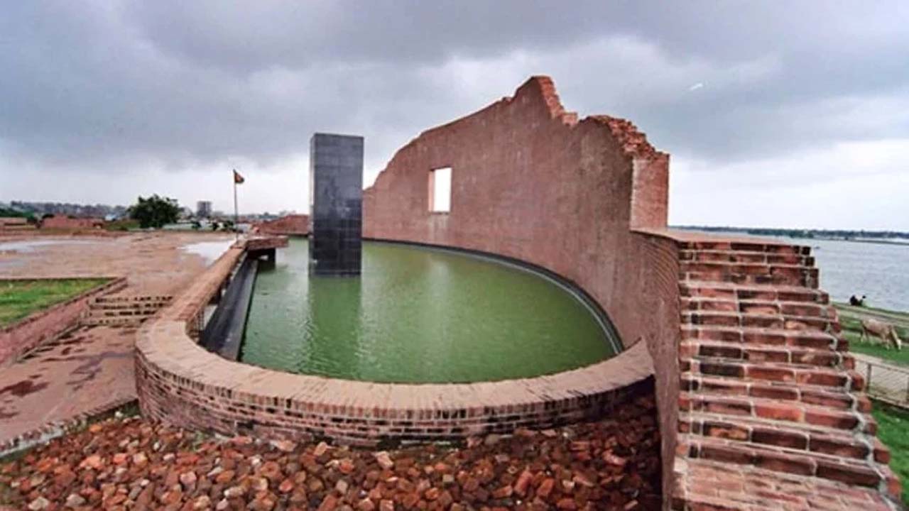 শহীদ বুদ্ধিজীবী স্মৃতিসৌধ