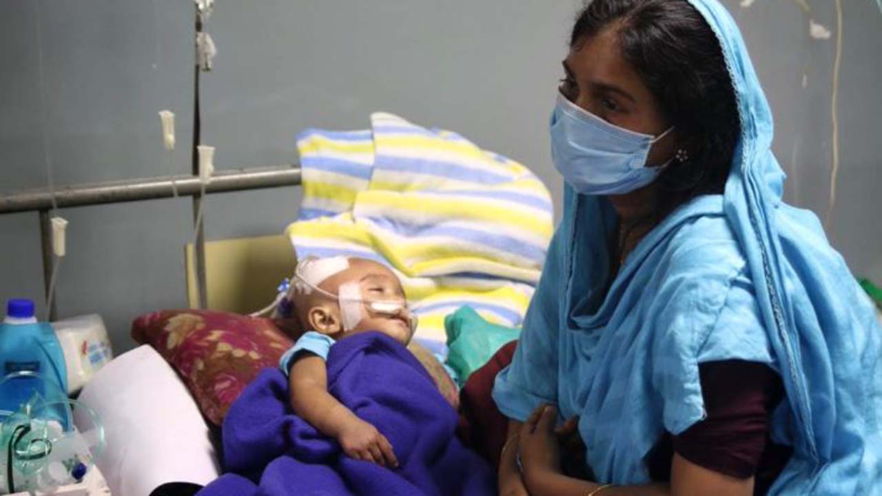 সাম্প্রতিক সময়ে হাম ও হামের উপসর্গ নিয়ে শিশুমৃত্যু উদ্বেগজনক পর্যায়ে পৌঁছেছে