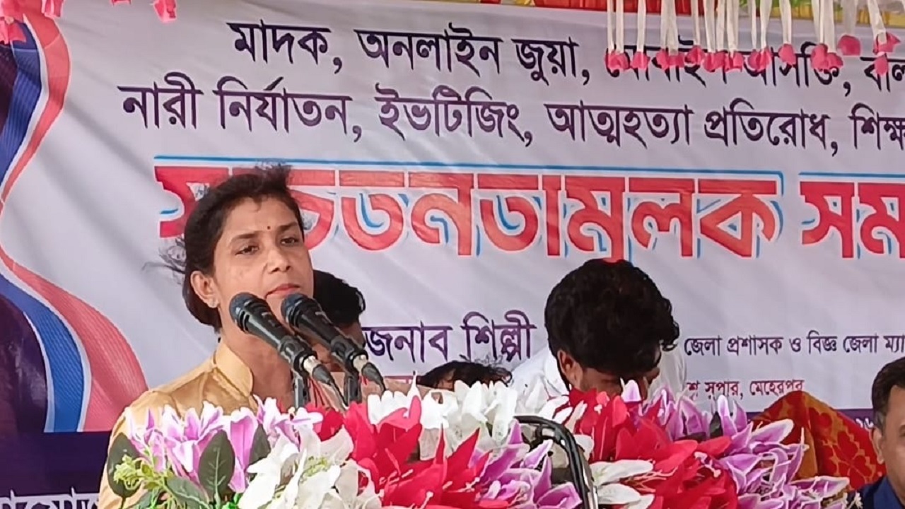 সরকার নারী শিক্ষায় কাজ করছে : জেলা প্রশাসক শিল্পী রানী রায়