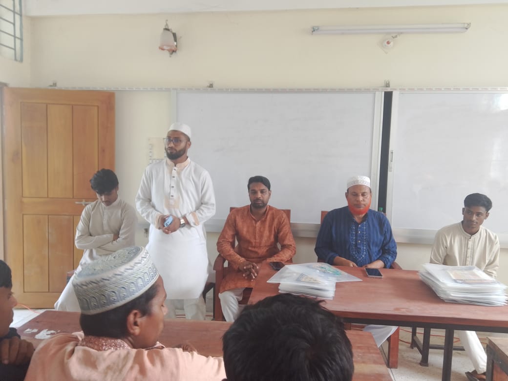এসএসসি পরীক্ষার্থীদের সফলতা কামনায় দোয়া মাহফিল