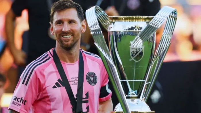 টানা ২ বছর এমএলএস’র এমভিপি অ্যাওয়ার্ড জিতলেন মেসি