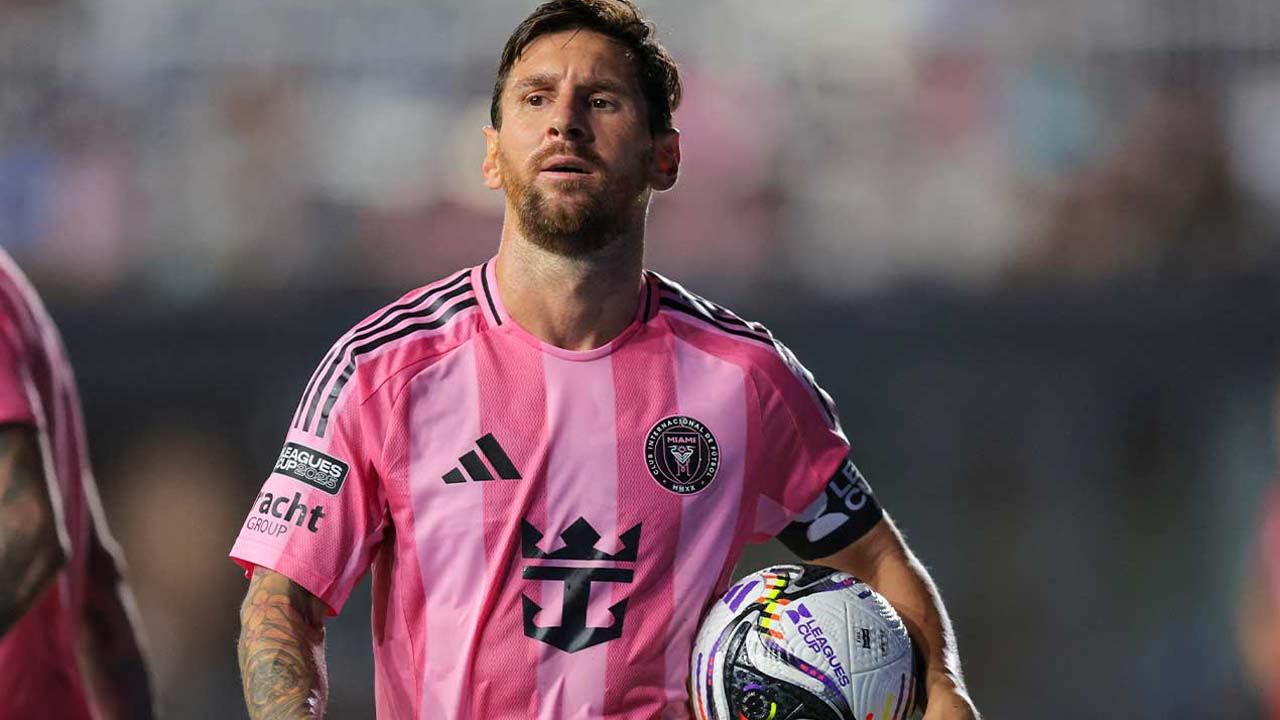 লিওনেল মেসি