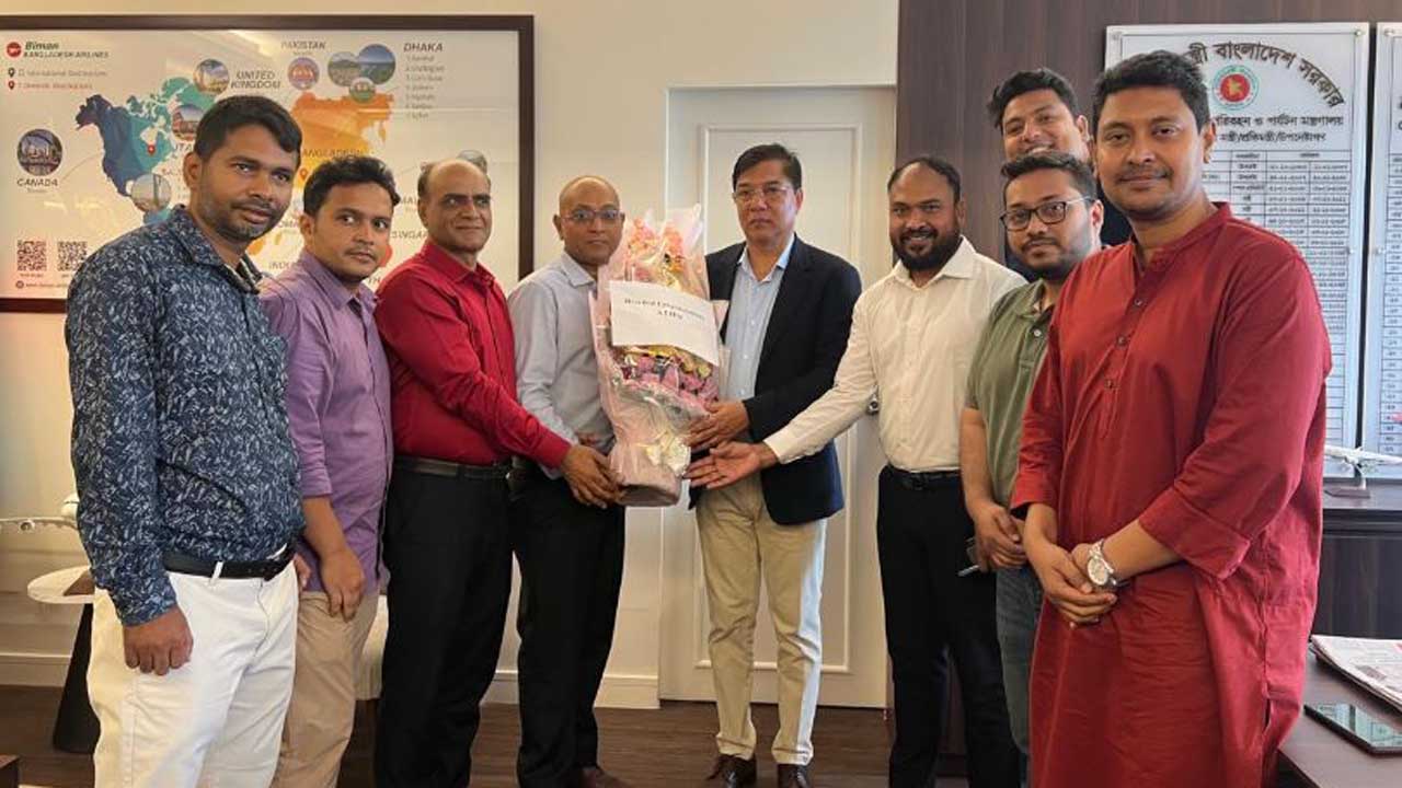 মন্ত্রী হিসেবে দায়িত্ব পাওয়ায় এম রশিদুজ্জামান মিল্লাতকে এটিজেএফবির পক্ষ থেকে অভিনন্দন ও শুভেচ্ছা জানানো হচ্ছে