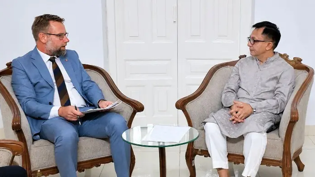 বাণিজ্যমন্ত্রীর সাথে বৈঠক করেন ডেনমার্কের রাষ্ট্রদূত