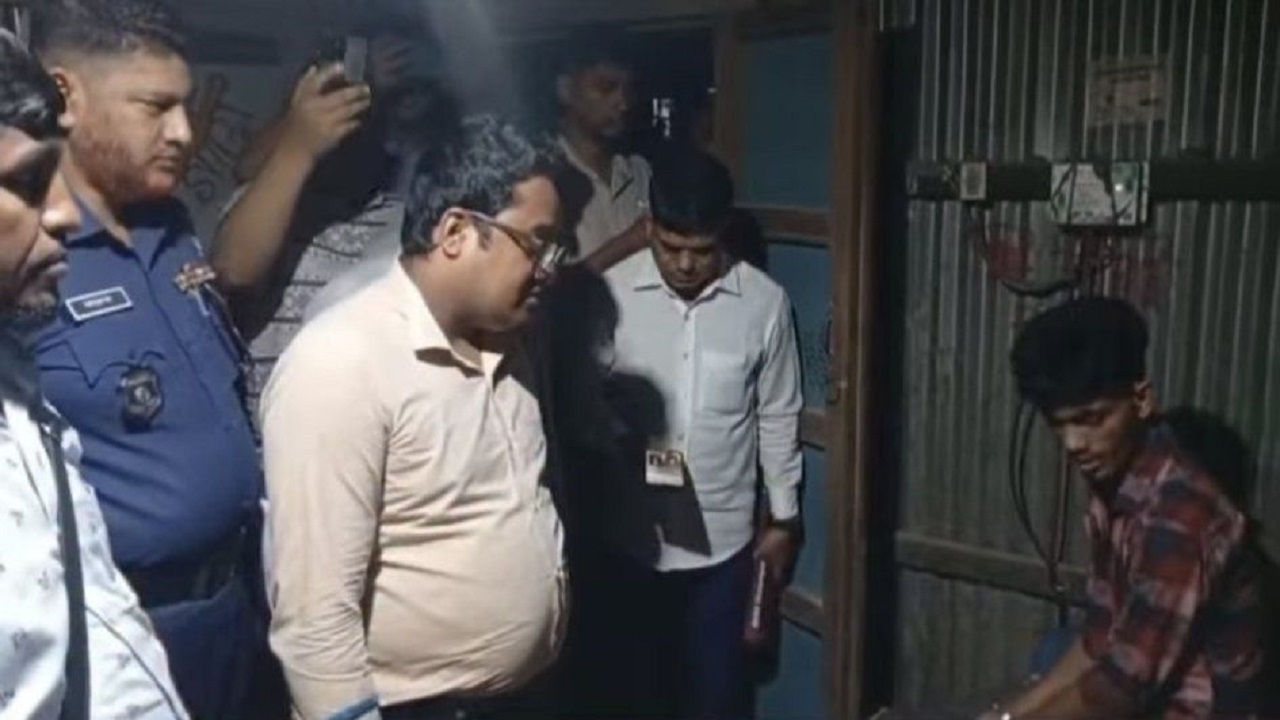 মাদকের টাকার জন্য মাকে মারধর, ছেলের ৬ মাসের কারদণ্ড