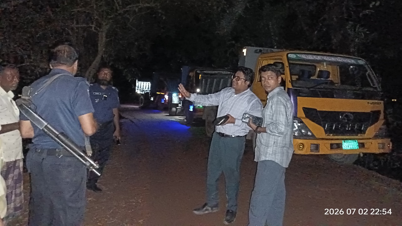 মিরসরাইয়ে অবৈধ বালু পরিবহনের দায়ে তিনজনকে দেড় লাখ টাকা জরিমানা