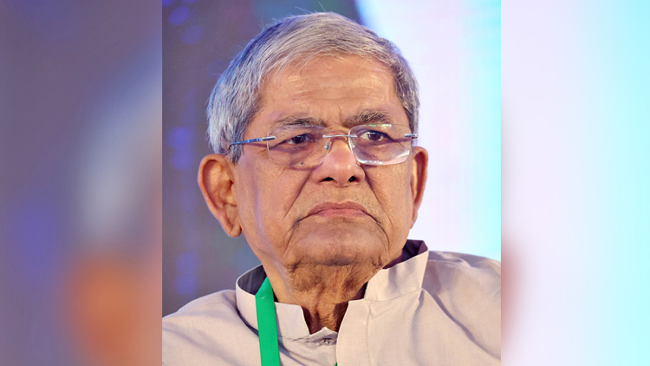 স্থানীয় সরকার, পল্লী উন্নয়ন ও সমবায় মন্ত্রী এবং বিএনপি মহাসচিব মির্জা ফখরুল ইসলাম আলমগীর