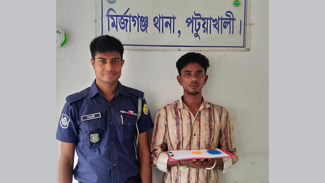 মির্জাগঞ্জে ইয়াবাসহ মাদক কারবারি আটক