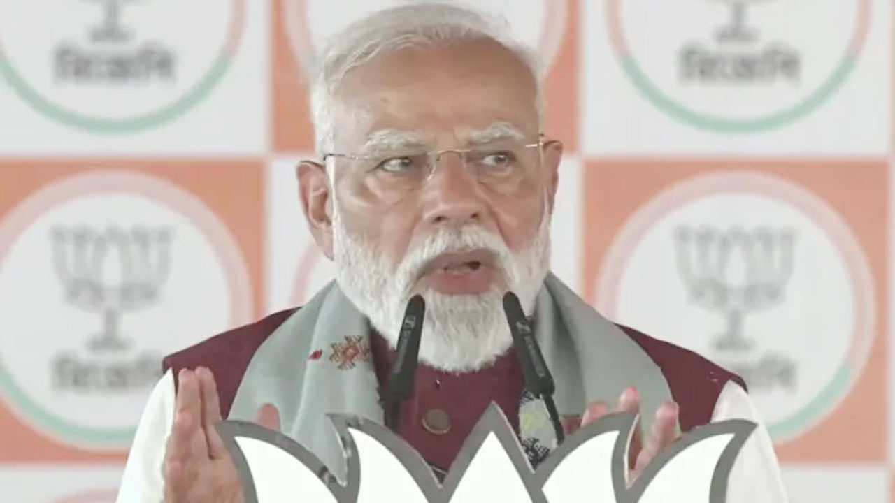 কৃষ্ণনগরের জনসভায় নরেন্দ্র মোদি