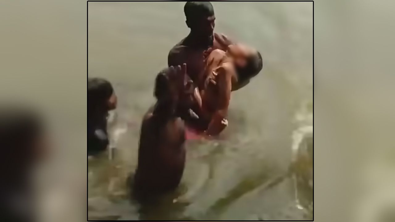 গোসল করতে নেমে স্কুলছাত্রের মৃত্যু হয়েছে