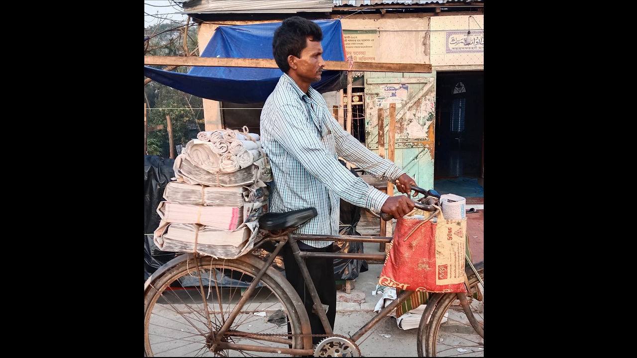 পত্রিকা হকার মজিবুর রহমানের মৃত্যুতে বিভিন্ন মহলের শোক প্রকাশ