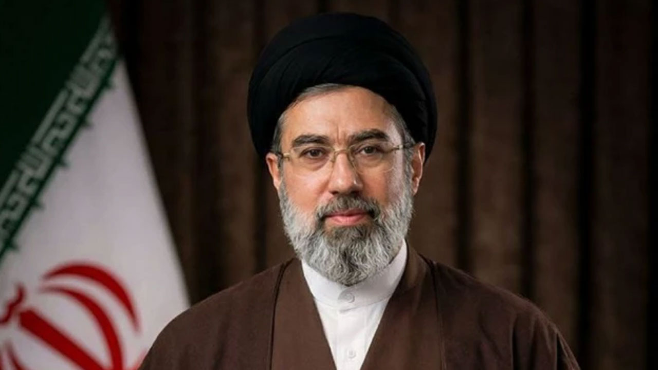 ইরানের নতুন সর্বোচ্চ নেতা মোজতবা হোসেইনি খামেনি