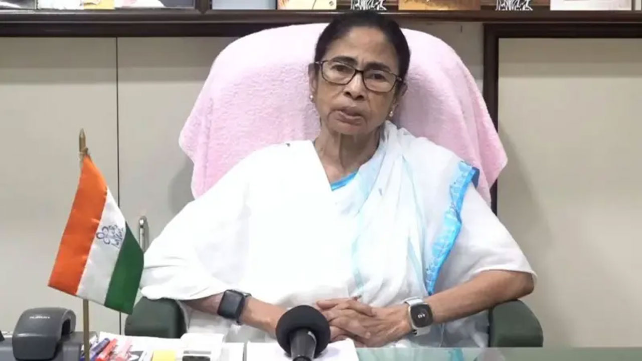 মমতা ব্যানার্জী