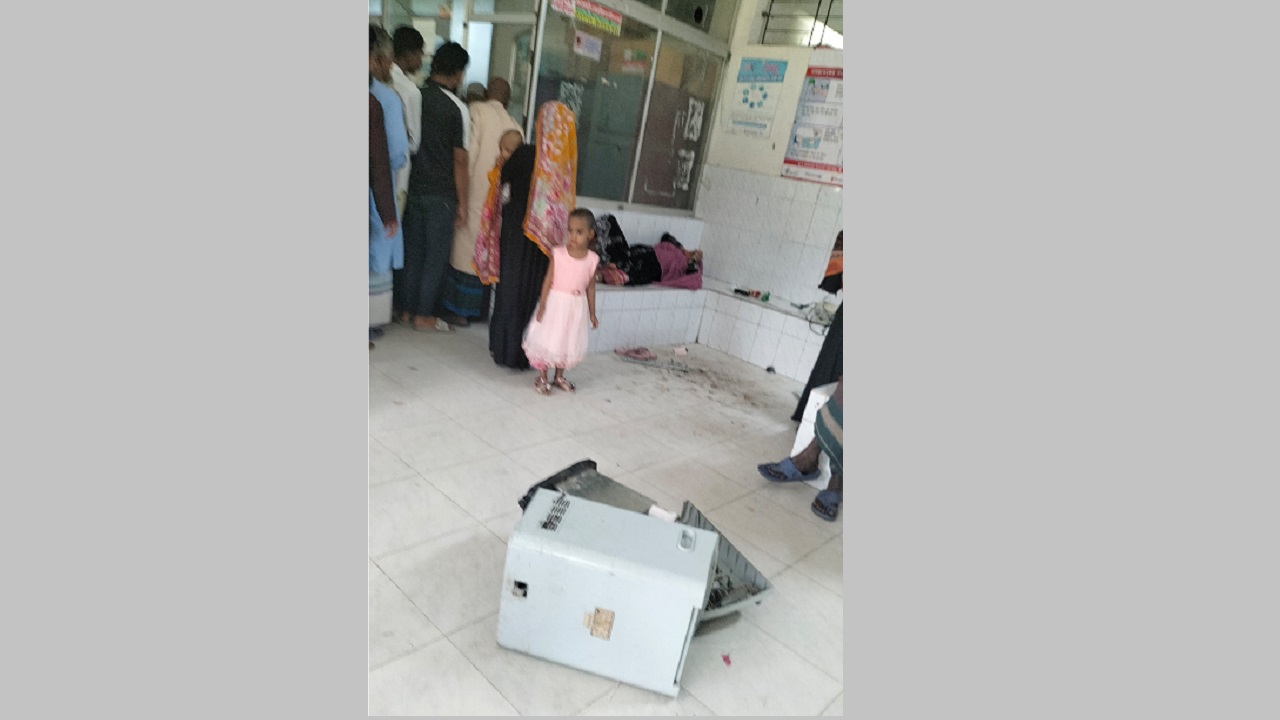 মুলাদী স্বাস্থ্য কমপ্লেক্সে রোগীর মৃত্যুতে লঙ্কাকাণ্ড