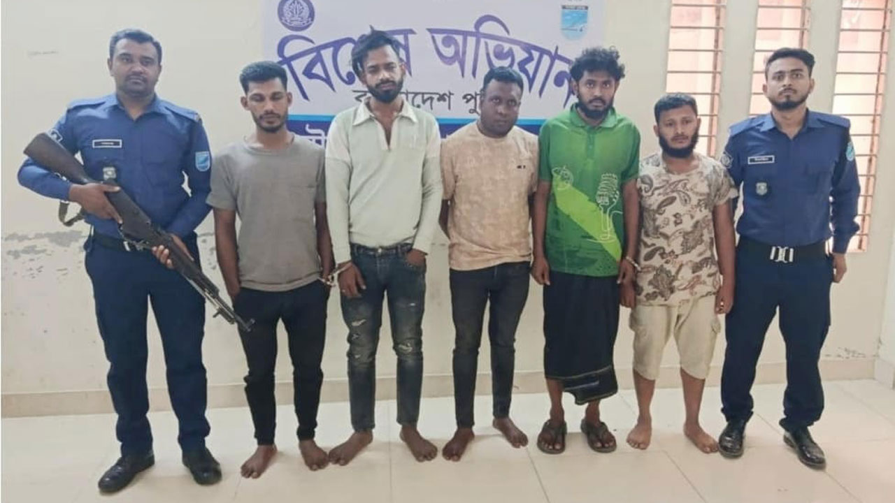 গ্রেফতার ছয় আসামি