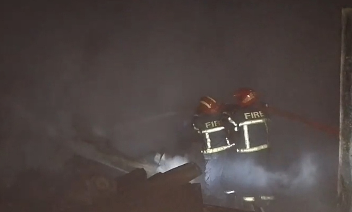 সিরাজদিখান বাজারে আগুন