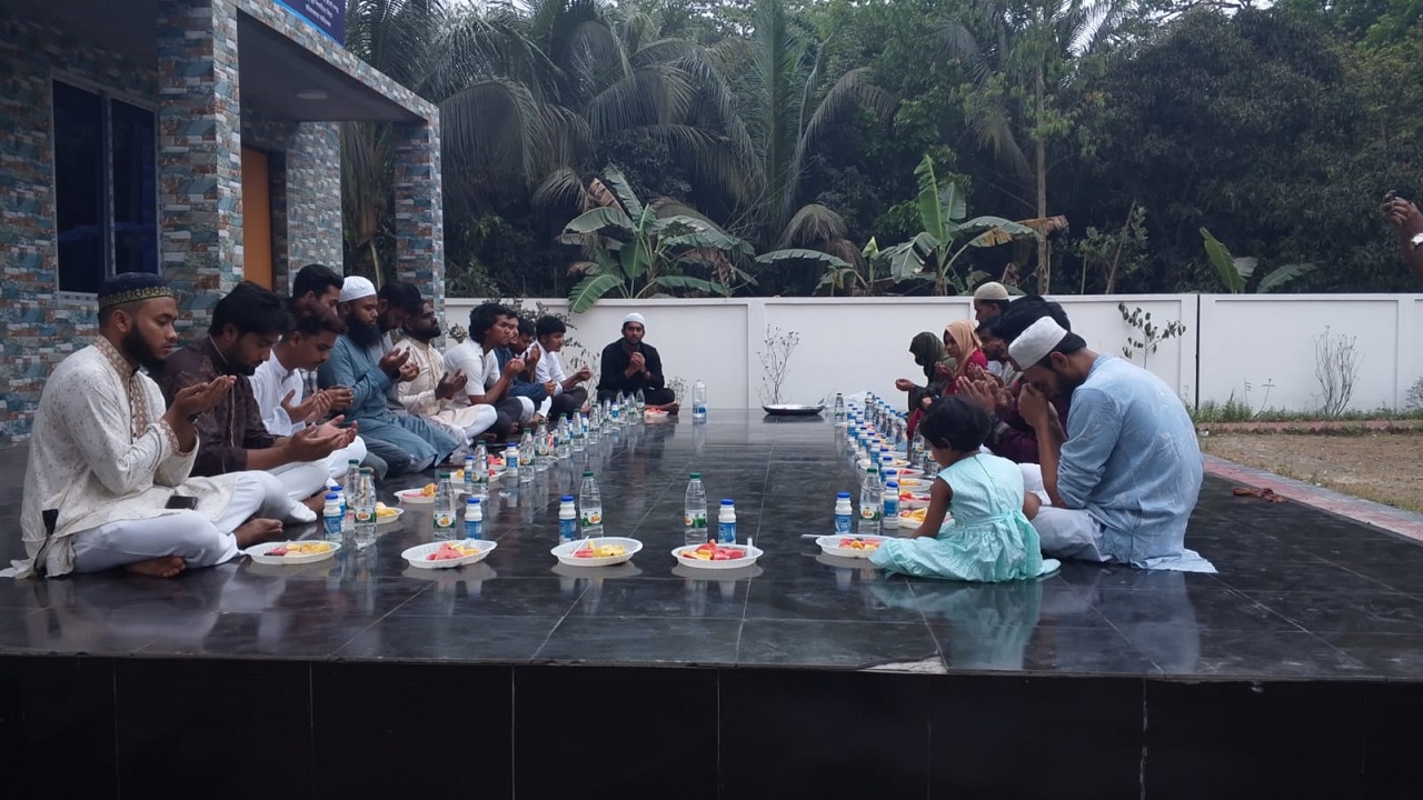 টঙ্গীবাড়ীতে বৈষম্যবিরোধী ছাত্র আন্দোলনের ইফতার