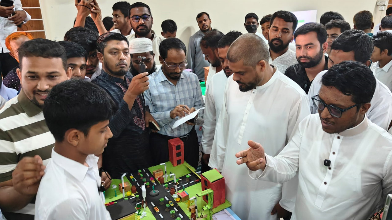 মুরাদনগরে স্টার্টআপ, বিজ্ঞান প্রকল্প-উদ্ভাবনী ধারণা প্রদর্শনী