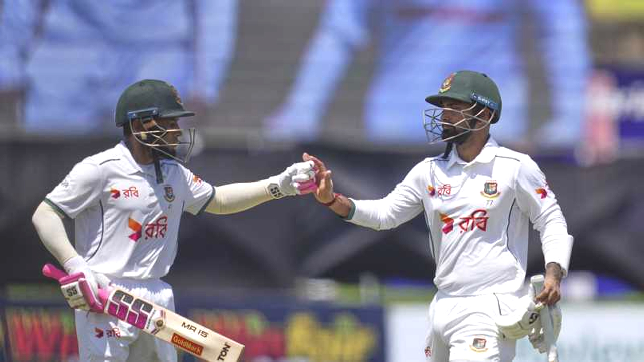 অপরাজিত জুটিতে মুশফিক-লিটন