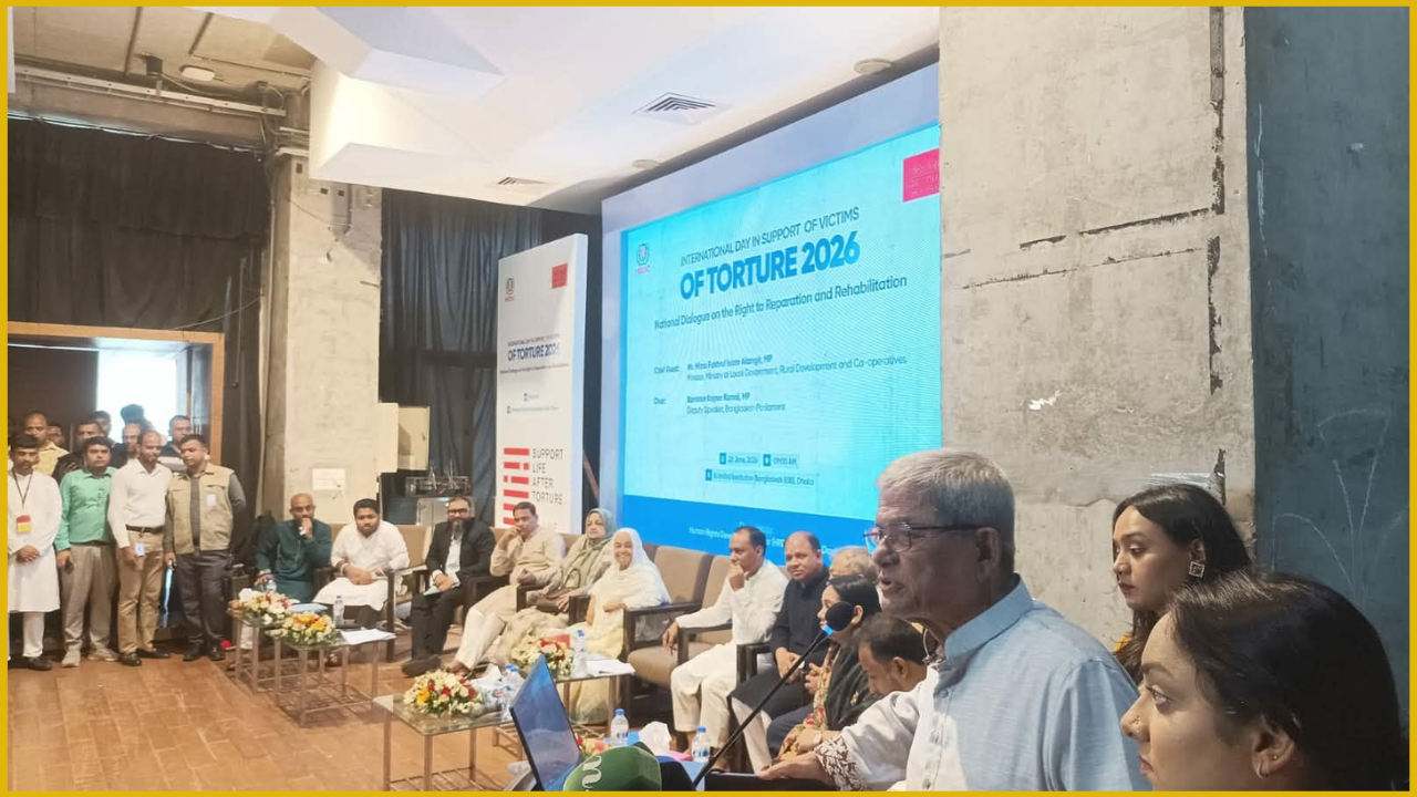 সভায় কথা বলছেন স্থানীয় সরকার মন্ত্রী ও বিএনপি মহাসচিব মির্জা ফখরুল ইসলাম আলমগীর