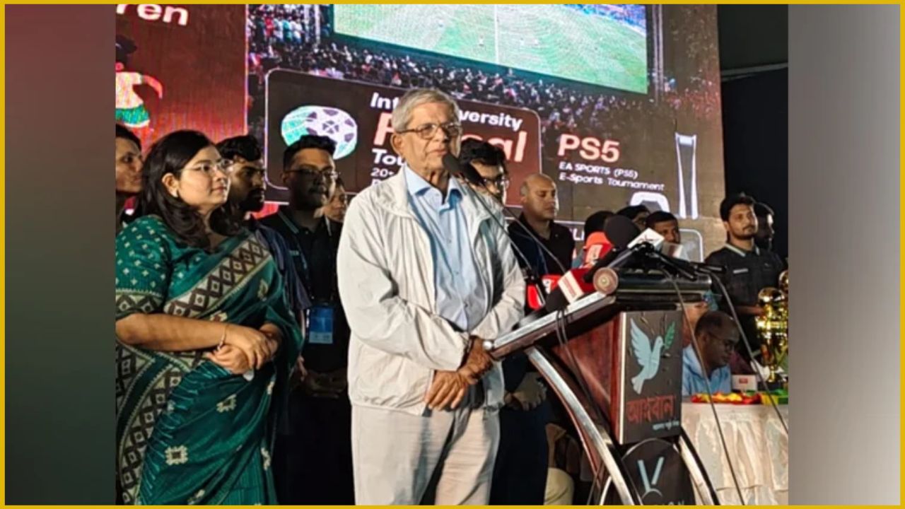 রোববার রাজধানীর শহীদ ফারহান ফাইয়াজ প্লে গ্রাউন্ড মাঠে আয়োজিত এক অনুষ্ঠানে প্রধান অতিথির বক্তব্য দেন স্থানীয় সরকার, পল্লী উন্নয়ন ও সমবায় মন্ত্রী মির্জা ফখরুল ইসলাম আলমগীর
