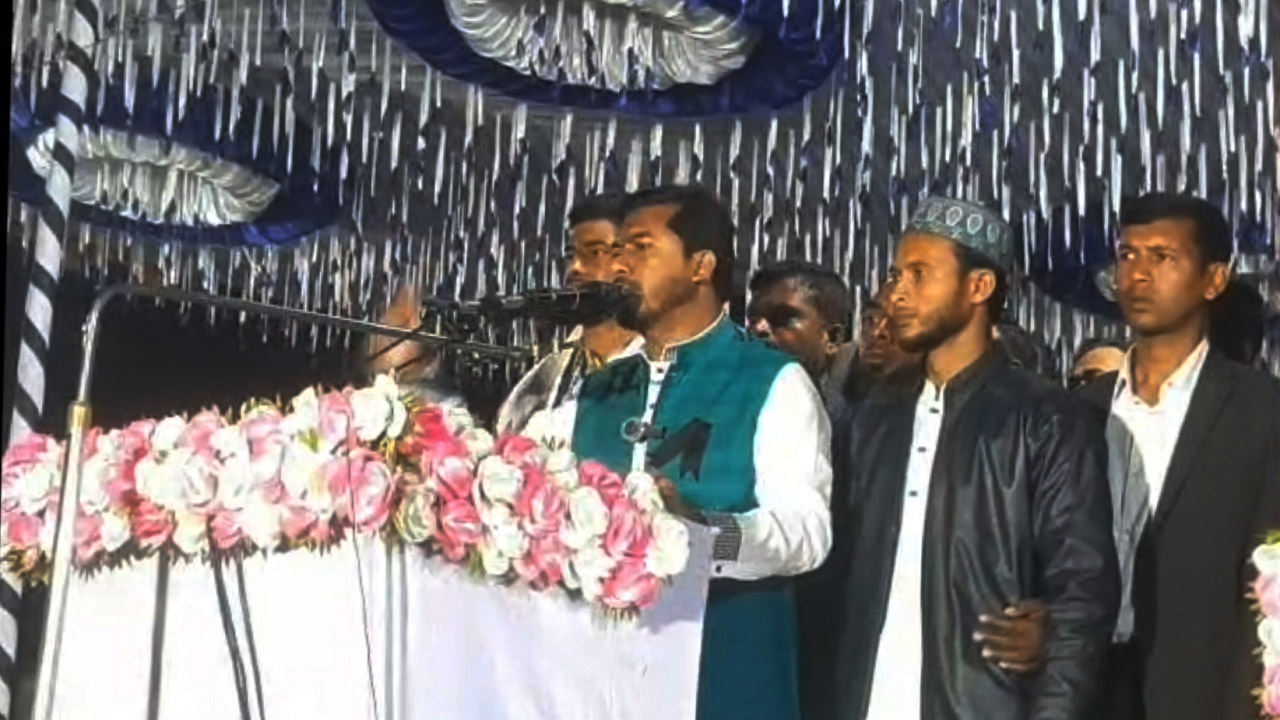 দশমিনায় ডাকসুর সাবেক ভিপি নুরুল হক নূর