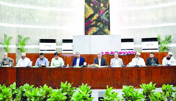পানিসম্পদ মন্ত্রণালয় সম্পর্কিত স্থায়ী কমিটির বৈঠকে অংশগ্রহণকারীরা  : নয়া দিগন্ত