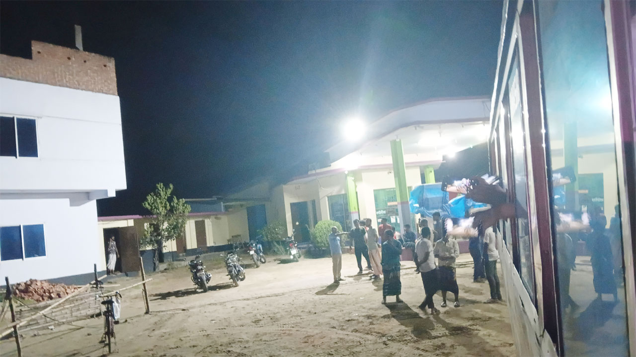 মেসার্স মদিনা ফিলিং স্টেশন, মহাদেবপুর (নওগাঁ)