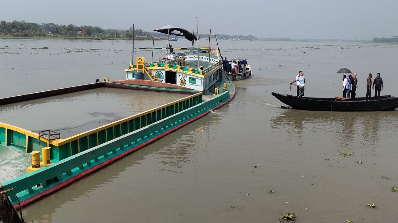 নড়াইলে অবৈধ বালু উত্তোলনের দায়ে ২ লাখ টাকা জরিমানা