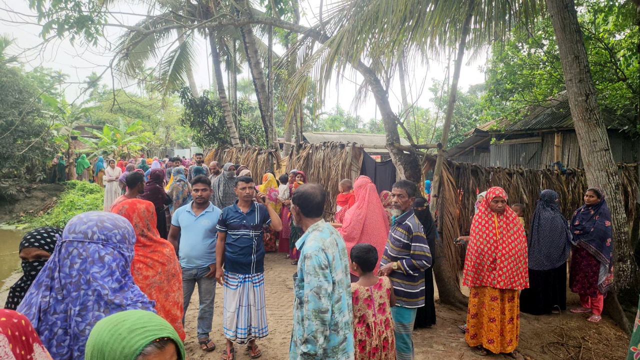নড়াইলে ৩ মাসের নবজাতককে হত্যার অভিযোগে মা আটক