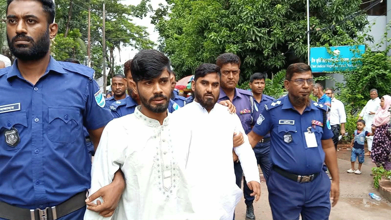 মৃত্যুদণ্ডপ্রাপ্ত আসামিরা