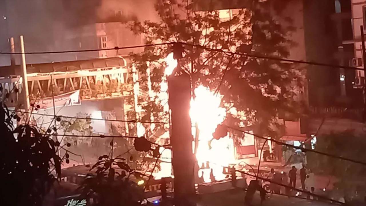 রাজধানীর নদ্দায় আগুন