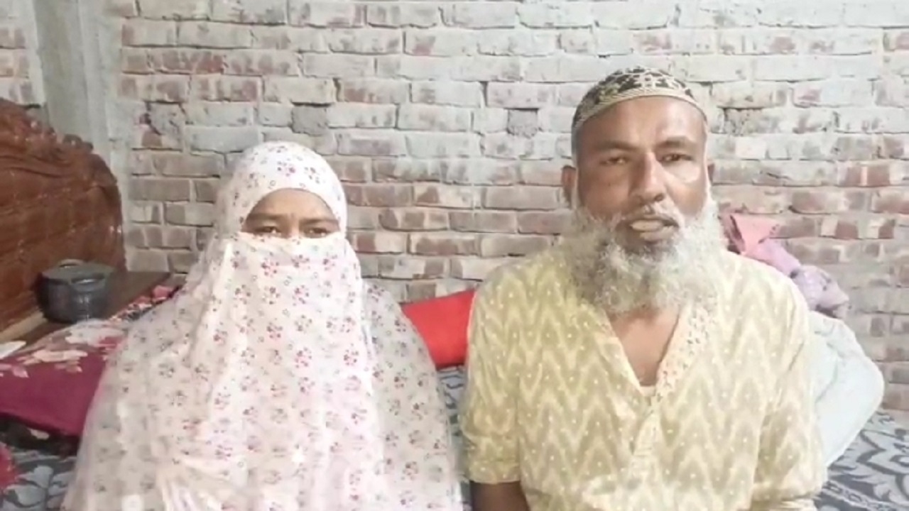 নলডাঙ্গায় অন্তঃসত্ত্বার পেটে ফুটবলের আঘাতে বাচ্চার মৃত্যু, প্রতিবাদ করায় বিএনপির কর্মীর হামলা