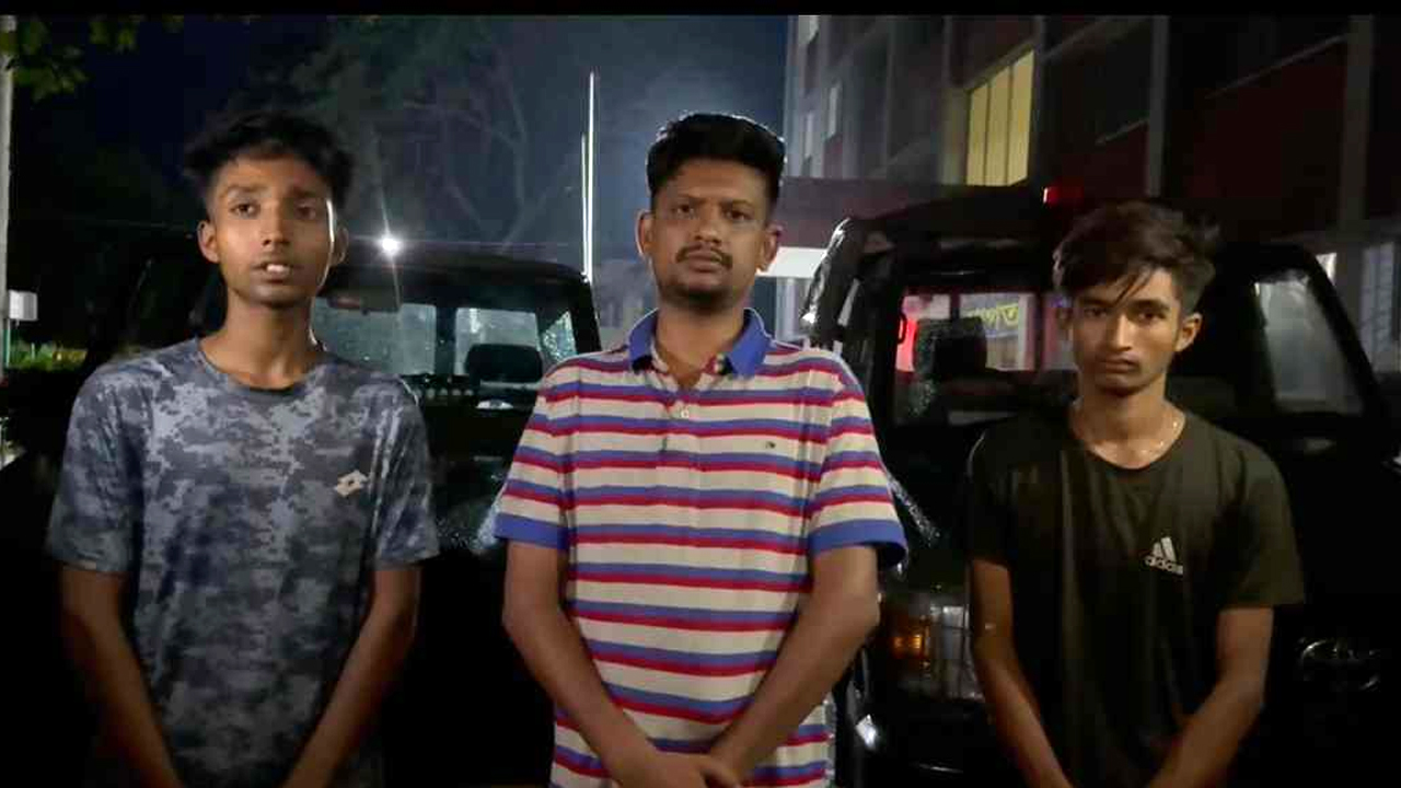 সেনাবাহিনীর হাতে আটক তিন সদস্য