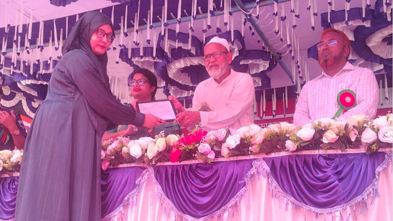শিক্ষার সুফল পৌঁছে দিতে আমরা বদ্ধপরিকর : মোস্তাফিজুর রহমান