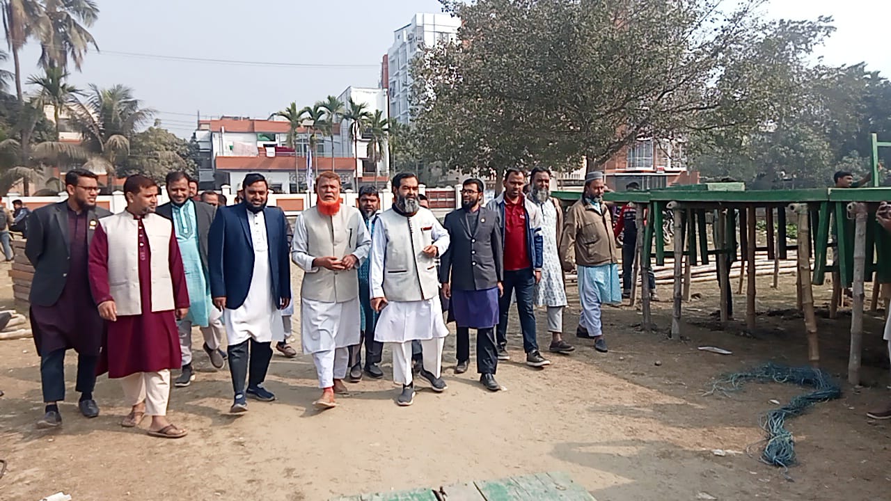 শহরের এ টিম মাঠ পরিদর্শন