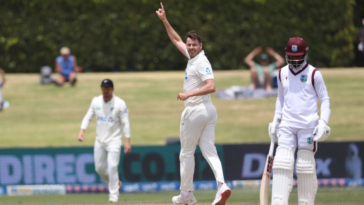 রেকর্ড জয়ে ওয়েস্ট ইন্ডিজের বিপক্ষে সিরিজ জিতল নিউজিল্যান্ড