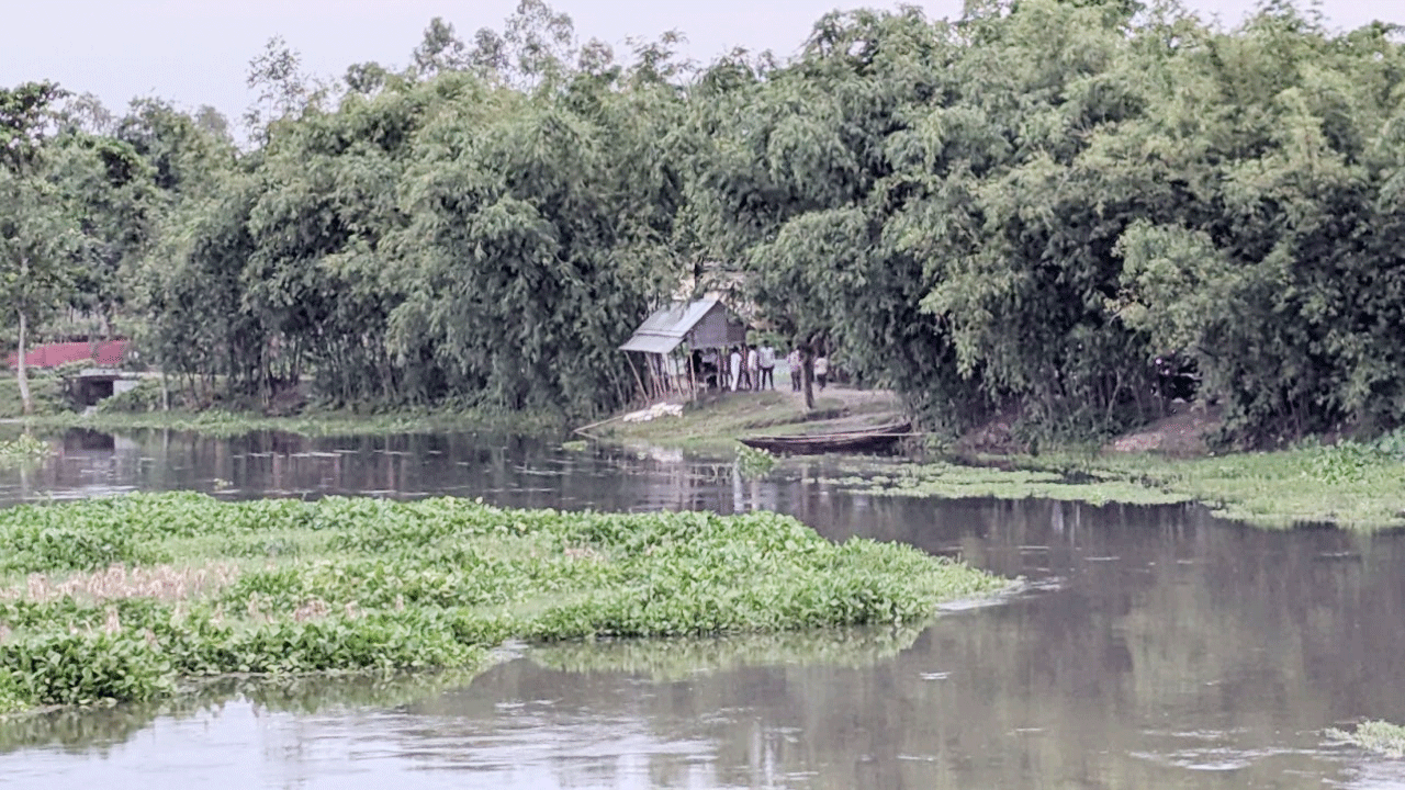 বুড়ি তিস্তা নদী