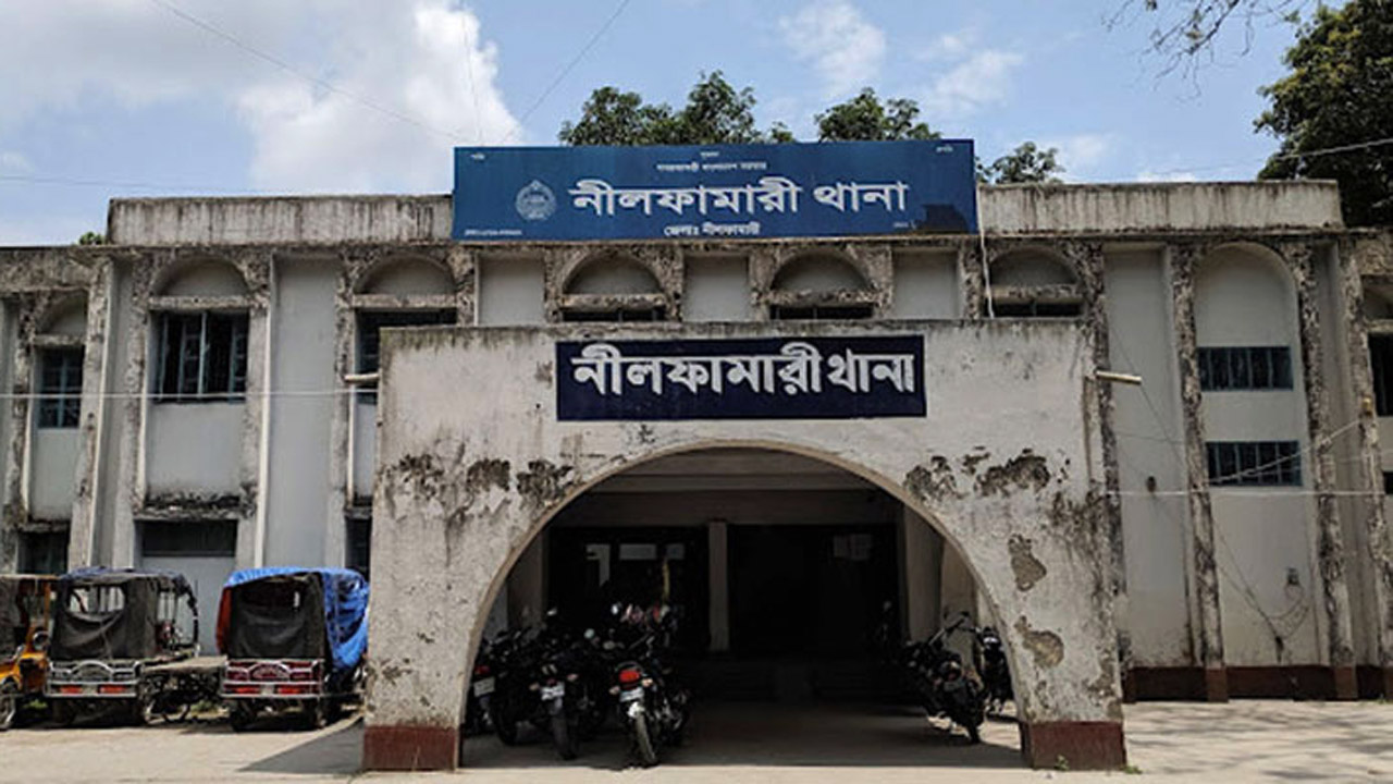 নীলফামারীতে ৮ম শ্রেণির ছাত্রীর ঝুলন্ত লাশ উদ্ধার