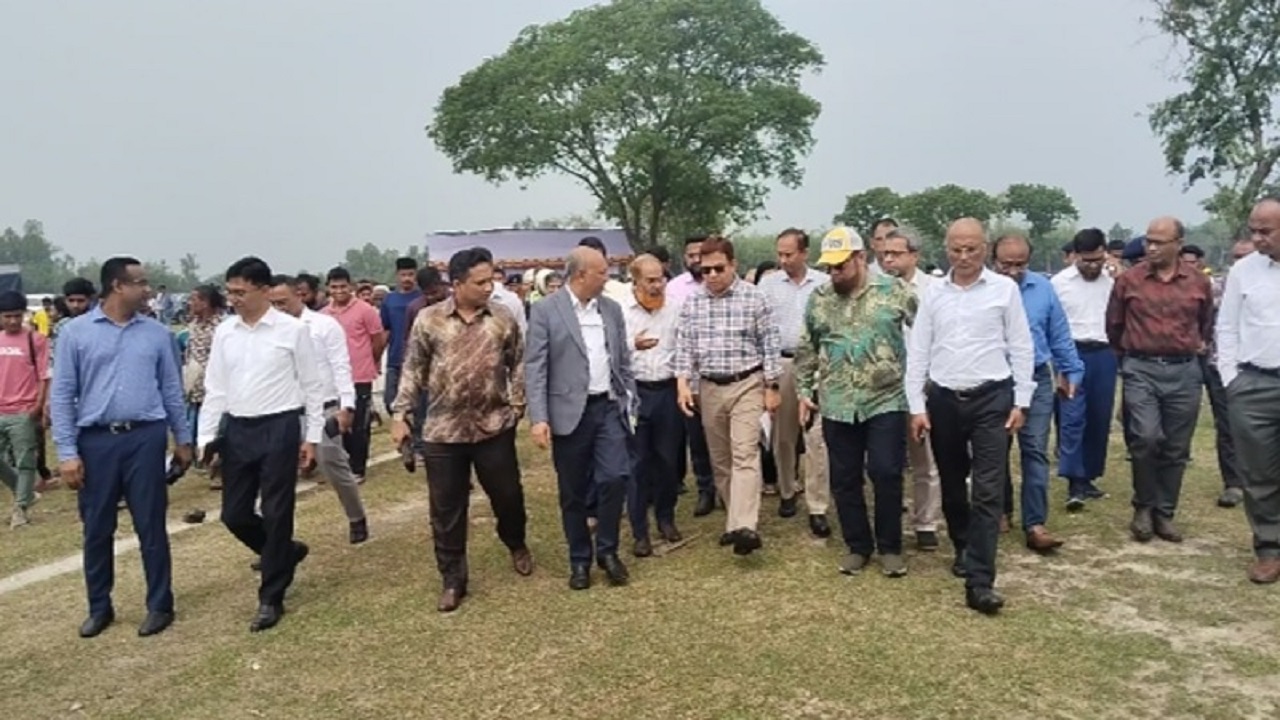 বাংলাদেশ-চীন মৈত্রী হাসপাতালের প্রকল্প এলাকা পরিদর্শনে প্রতিনিধি দল