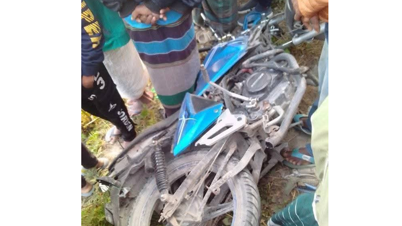 সড়ক দুর্ঘটনায় যুবক নিহত