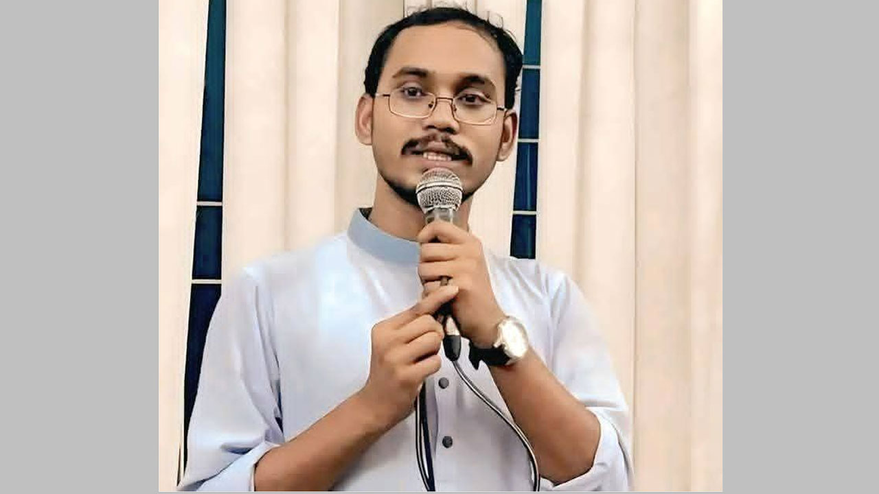 ১১ দলীয় জোটের প্রার্থী আবদুল হান্নান মাসউদ