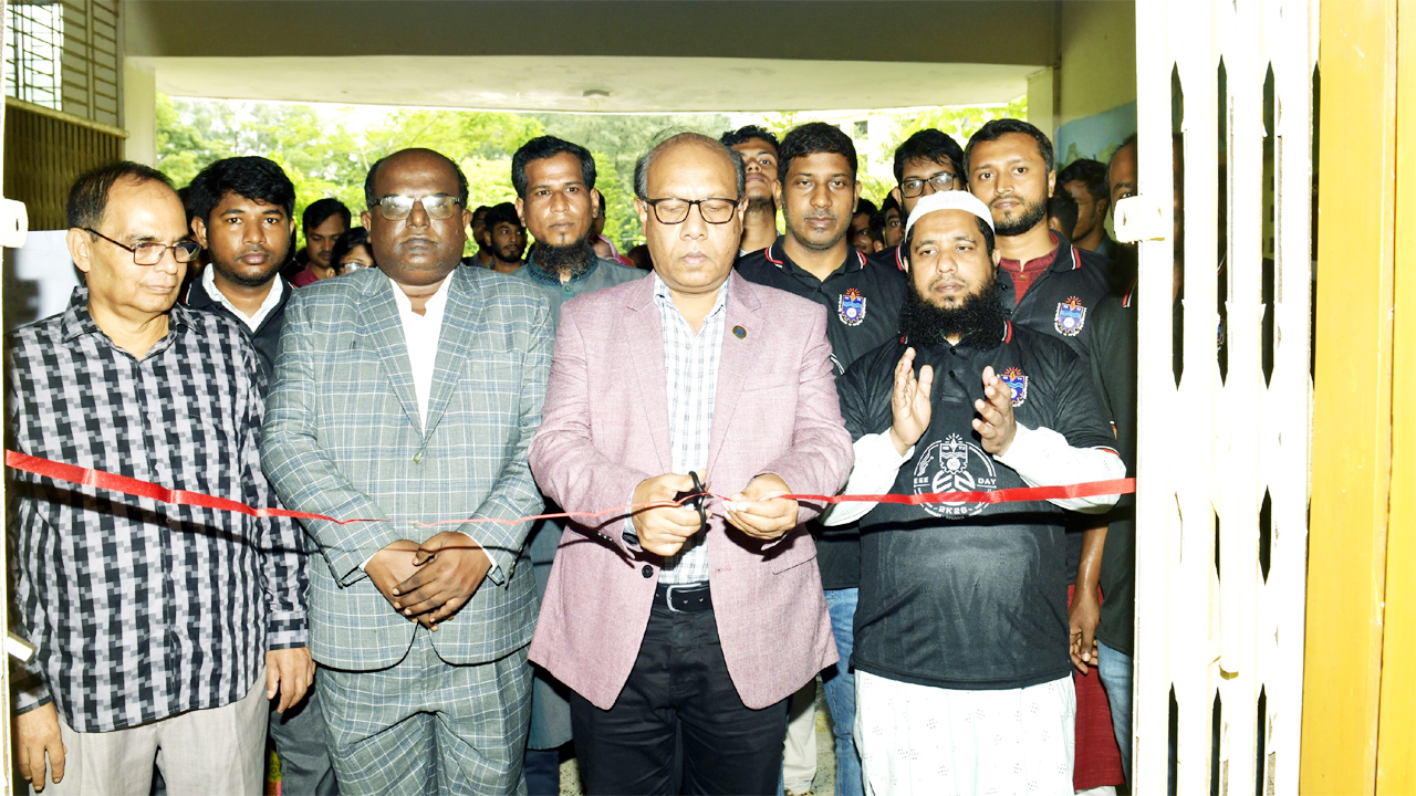 ইইই ডে-২০২৬-এর উদ্বোধন করছেন বিশ্ববিদ্যালয়ের ভিসি অধ্যাপক ড. গোলাম রব্বানী
